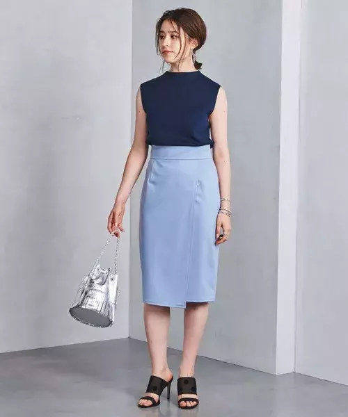 30代40代の大人女子におすすめ シンプルシックなキレイめコーデをご紹介 ローリエプレス