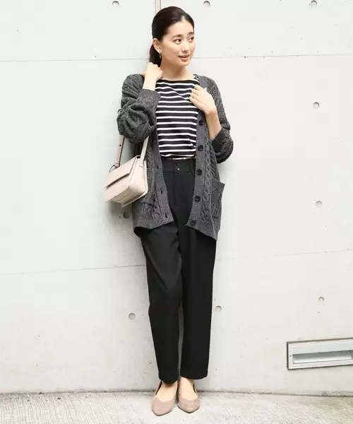 新鮮な黒パンツ コーデ 冬 ファッショントレンドについて