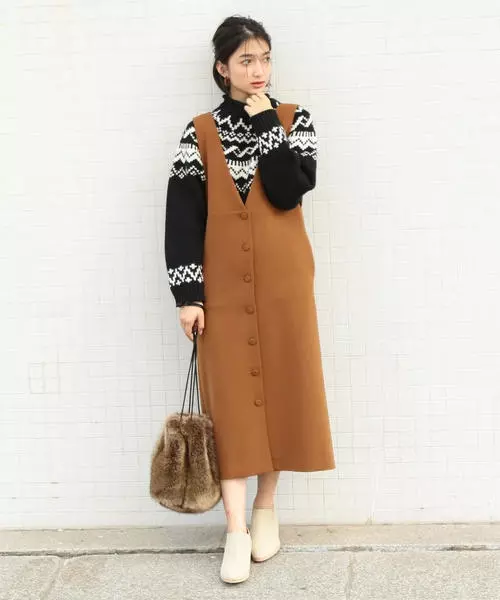幼さが気にならない ジャンパースカート を取り入れた冬の大人コーデ ローリエプレス
