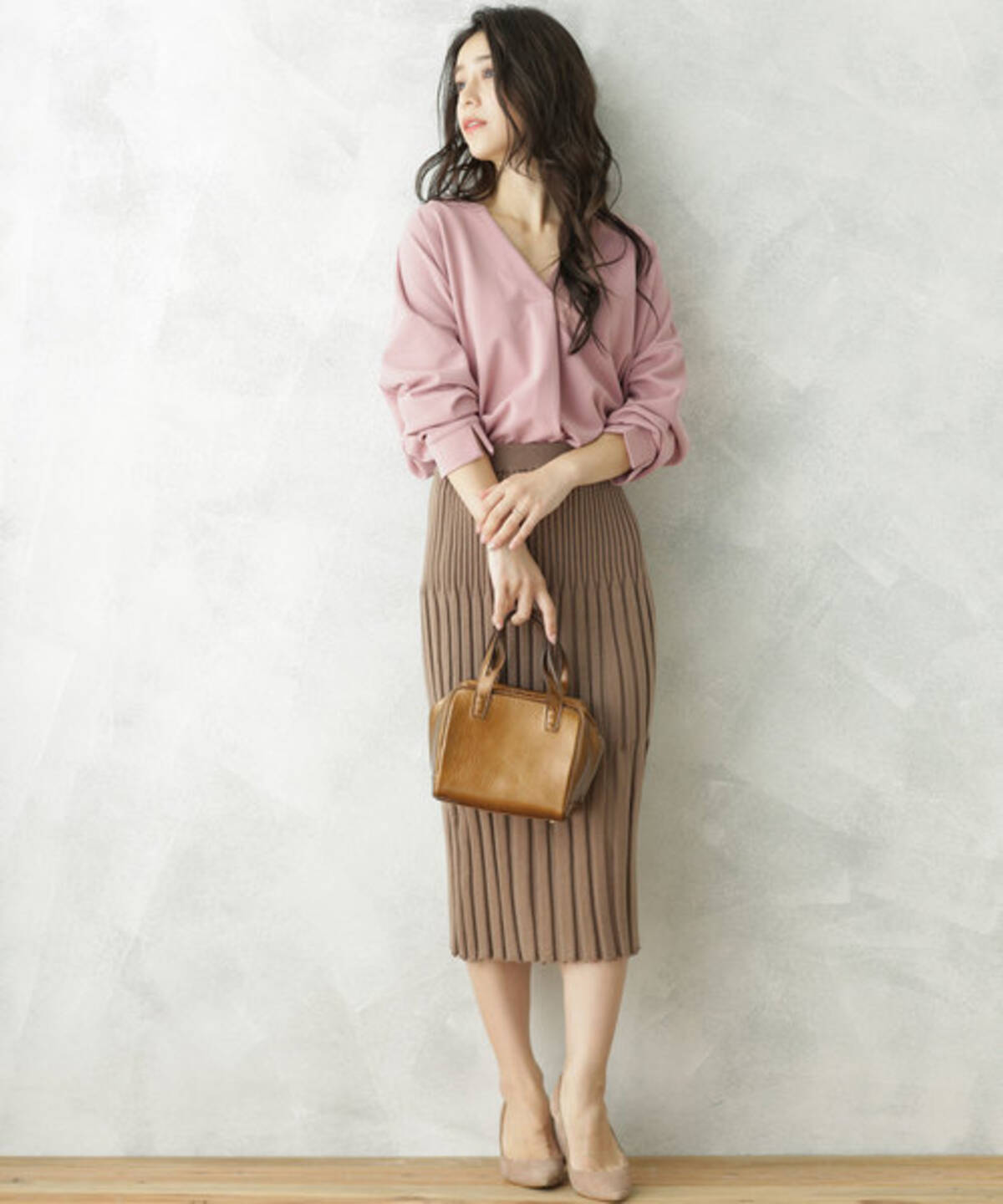 みんな大好きな春カラーの代表 大人可愛い桜ピンクカラーコーデ特集 ローリエプレス