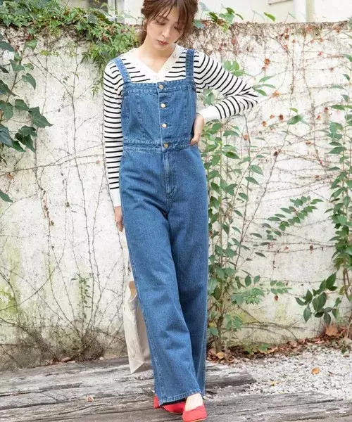 おしゃれ見え間違いなし 春の大人可愛い サロペット オーバーオール コーデ特集 ローリエプレス おしゃれ見え間違いなし 春の大人可愛い サロペット オーバーオール コーデ特集 ローリエプレス