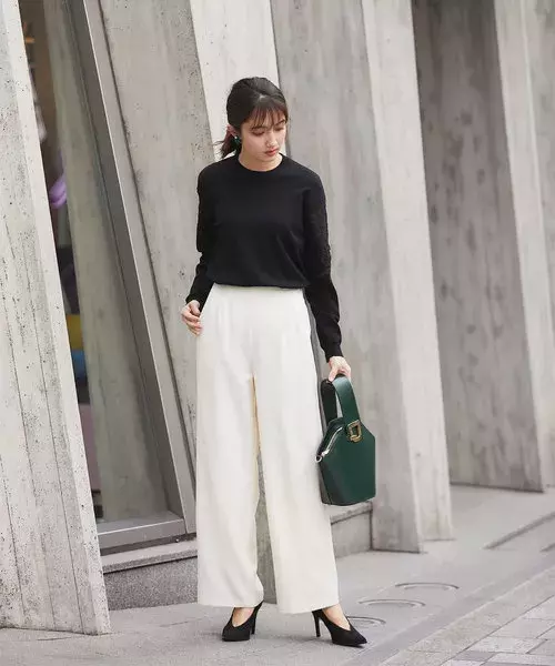 春らしさが欲しいならやっぱり白 万能ホワイトパンツで作る大人女子コーデまとめ ローリエプレス