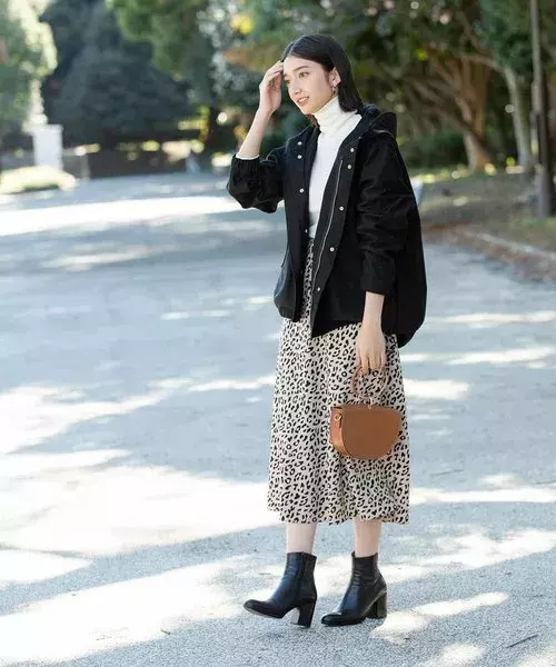 この春の必須おしゃれアイテム 大人可愛いおすすめマウンテンパーカー選 ローリエプレス この春の必須おしゃれアイテム 大人可愛いおすすめマウンテンパーカー選 ローリエプレス