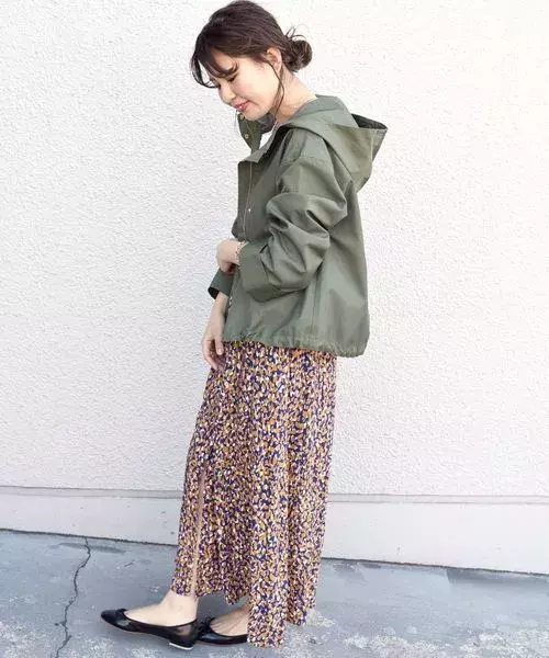 春アウターの本命候補 マウンテンパーカー を今年っぽく着こなす ローリエプレス 春アウターの本命候補 マウンテンパーカー を今年っぽく着こなす ローリエプレス