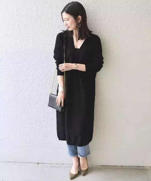 甘さと大人っぽさを両立 Vネックワンピース で作る大人女子コーデ ローリエプレス