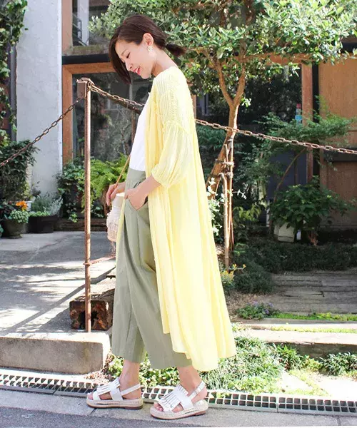 みんなの視線を独り占め 人気ブランドの大人可愛いリゾートワンピース10選 ローリエプレス