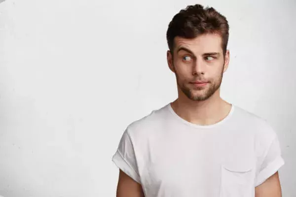 ミラーリングをする男性心理を徹底解説 何気ない行動から見える本心とは ローリエプレス ミラーリングをする男性心理を徹底解説 何気ない行動から見える本心とは ローリエプレス