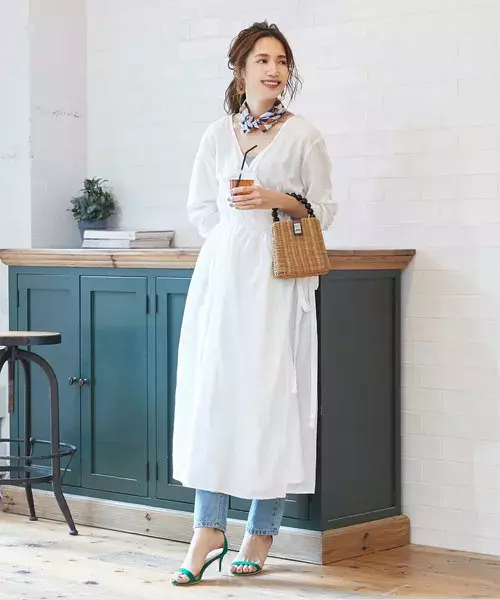 着るだけでおしゃれな 着映えワンピース 大人のカラー別コーデ集 ローリエプレス