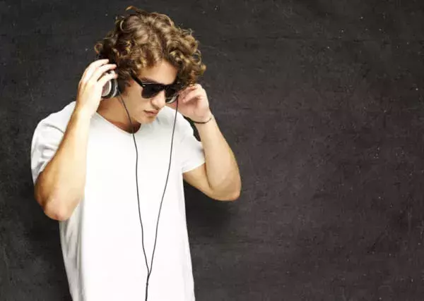 サブカル男子ってどんな人 特徴 恋愛観 上手な付き合い方を解説します ローリエプレス