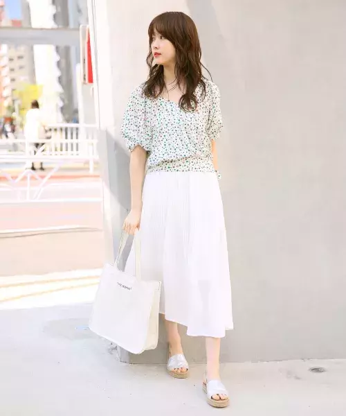 30代40代におすすめ きれいめカジュアル 行事や通勤で悩まないおしゃれコーデ ローリエプレス