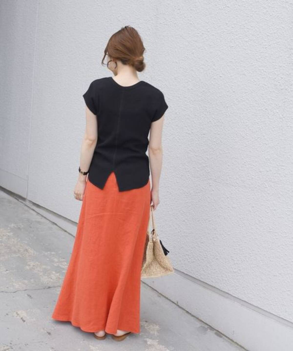 まだまだ楽しめる夏の黒トップス 最旬おしゃれに導く着こなし15選 ローリエプレス