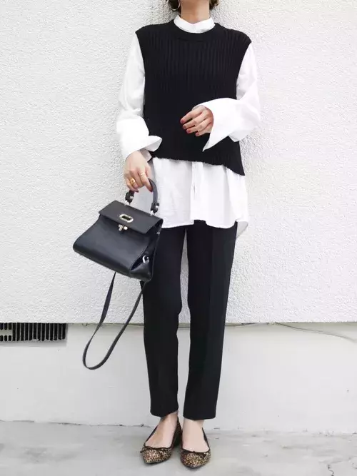 注目の Gu ユニクロ テーパードパンツ きれいめアイテムで簡単 高見えコーデ ローリエプレス