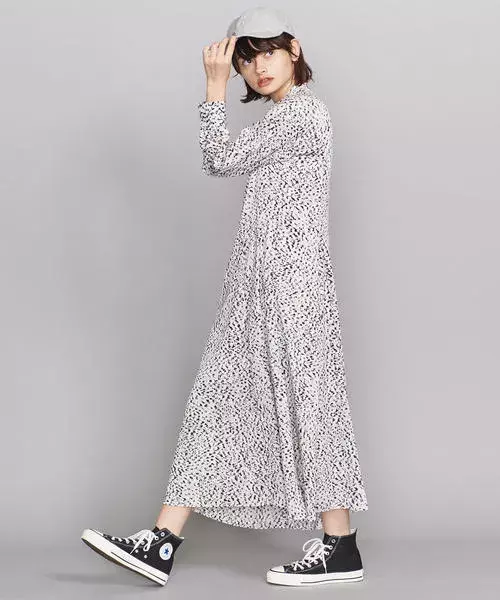 紅葉散歩に味覚狩り 動きやすいのにおしゃれな秋の外出ファッション15選 ローリエプレス