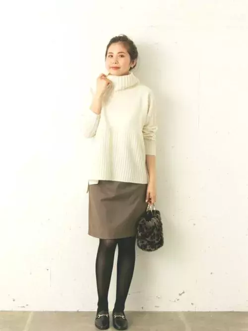 タートル ハイネックニット を使いこなそう 主役にもインナーにも ローリエプレス