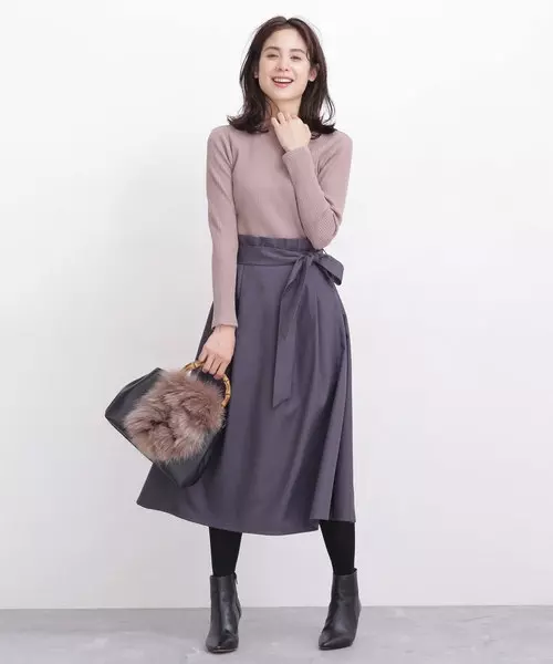 着るだけでおしゃれなデザインワンピースで作る 初心者向けの大人女子コーデ ローリエプレス 着るだけでおしゃれなデザインワンピースで作る 初心者向けの大人女子コーデ ローリエプレス