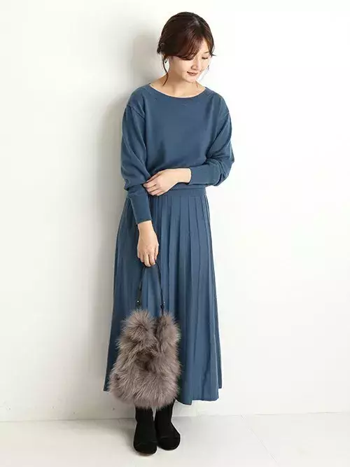 忘年会や新年会は何着てく いつもよりフェミニンに着こなしたい冬コーデ特集 ローリエプレス