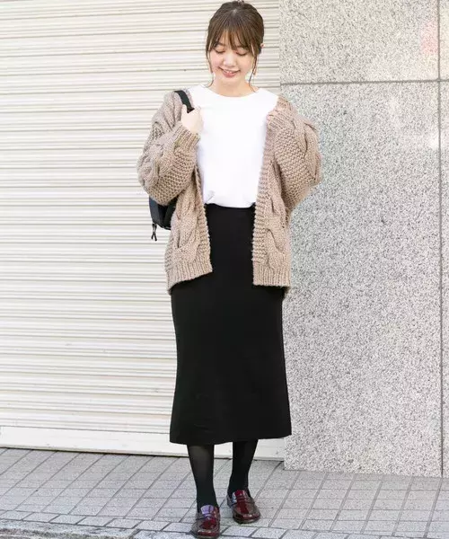 デザイン カラー豊富 あったか可愛いニットスカートの冬コーデをチェック ローリエプレス