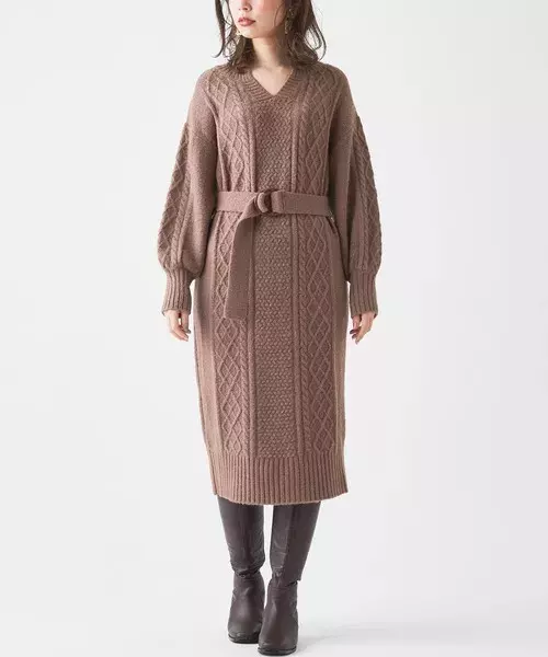 冬のワンピースコーデ 寒くてベッドが恋しい朝もワンピースで準備を時短 ローリエプレス