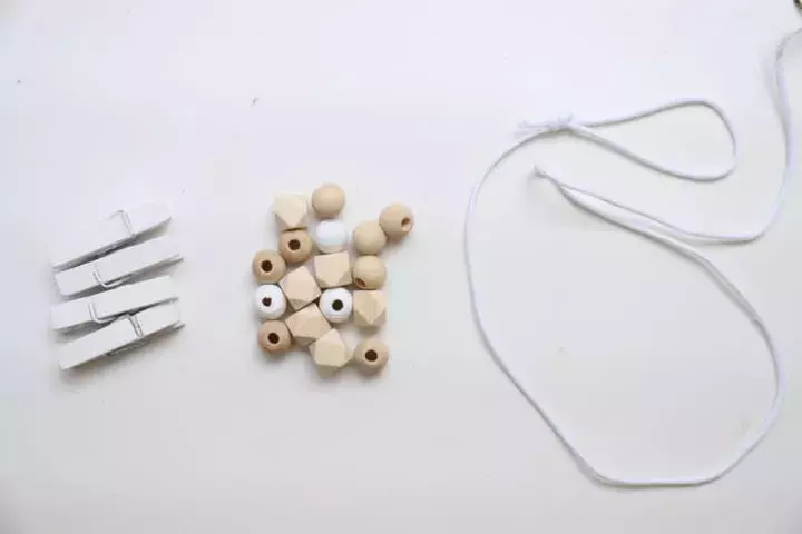 連載 やっぱり可愛い セリア のウッドビーズで出来るオススメリメイク4選 ローリエプレス