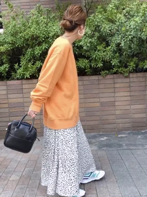 30代女性の ユニクロ 春コーデ15選 プチプラでも楽しめる春 ローリエプレス