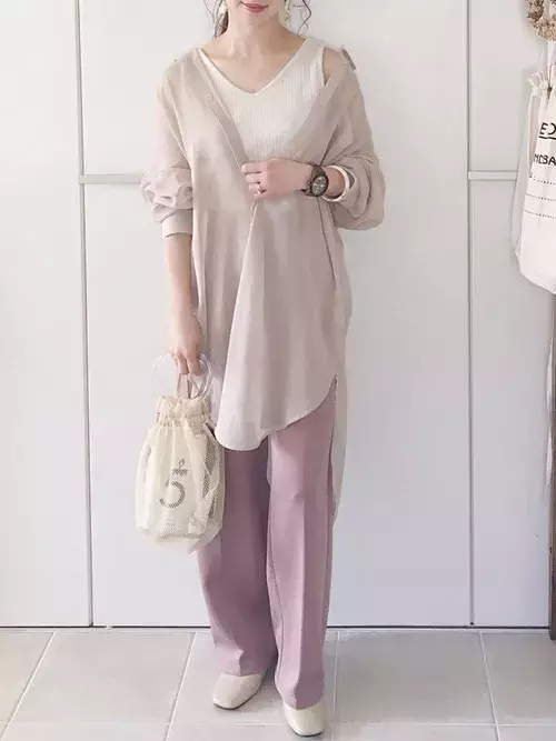 Zaraetc のピンクアイテムで作る キュートな大人女子コーデまとめ ローリエプレス