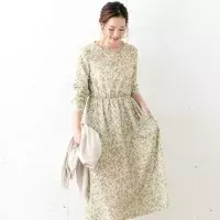 春といえばこれしかない 花柄ワンピース 大人の着こなし15選 ローリエプレス