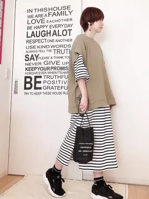 ナチュラルコーデは 無印良品 にお任せ 大人女子の着こなし術をご紹介 ローリエプレス