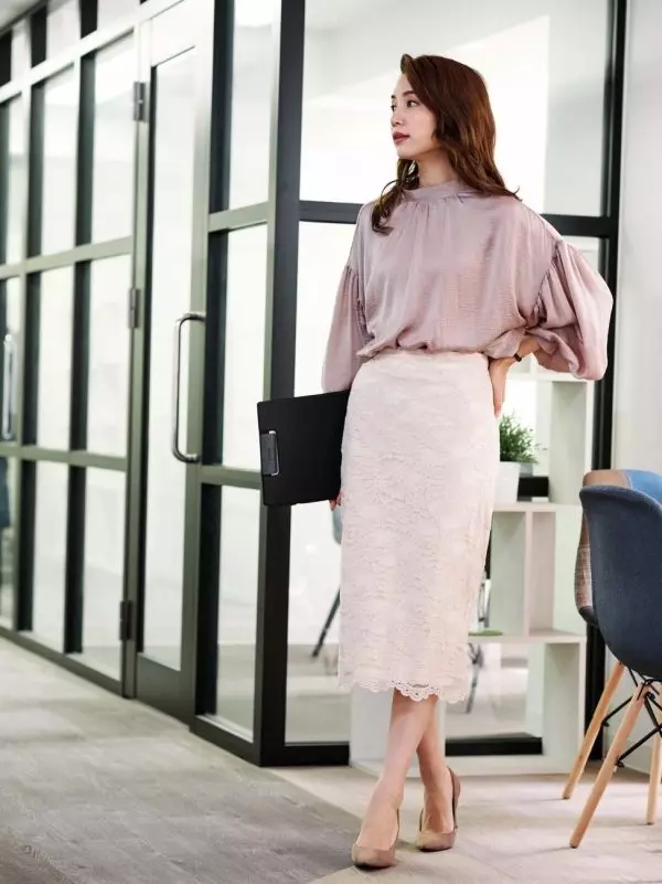 きれいめ カジュアルおすすめスタイル集 アラサー向けファッションbook ローリエプレス