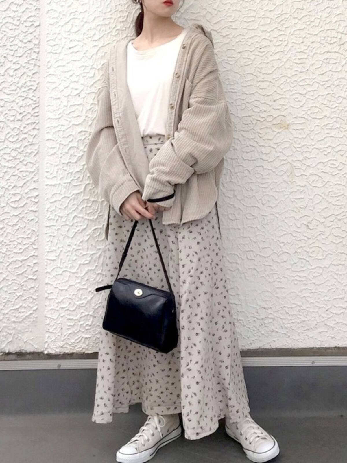 Gu のスカート ワンピが可愛い 大人のプチプラフェミニンコーデ ローリエプレス