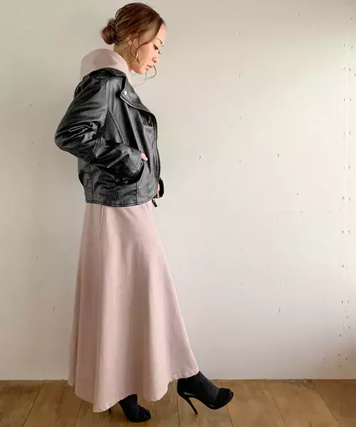 スウェットワンピースの着こなし15選 ワンマイル以上だっておまかせ ローリエプレス