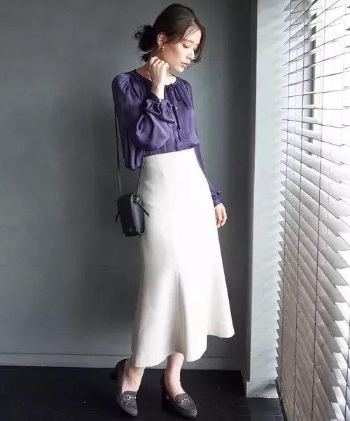 30代40代も真似できる 難易度の高い 甘辛コーデ の大人な着こなしとは ローリエプレス 30代40代も真似できる 難易度の高い 甘辛コーデ の大人な着こなしとは ローリエプレス