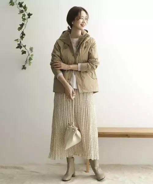 柄スカートで気分も明るさもアップ 初春意識なスカートコーデ特集 ローリエプレス