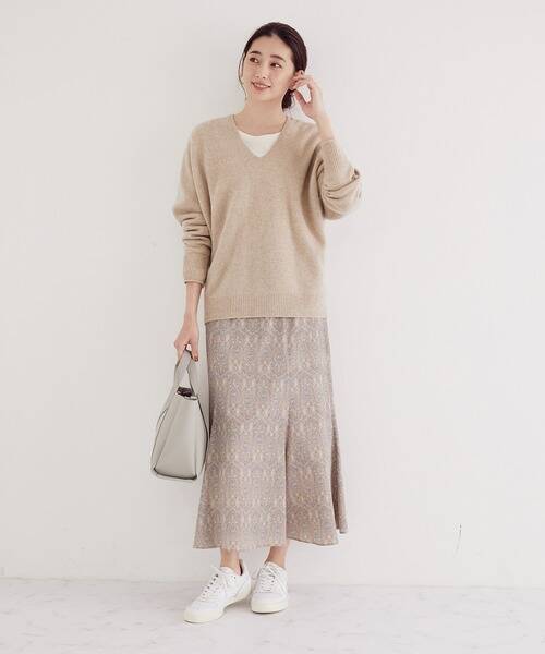 30代の大人女性向け春コーデ 素敵なレディになるための大人なスタイリングとは ローリエプレス