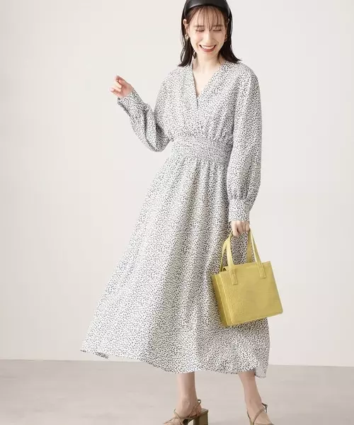 お仕事中もオシャレに 春のオフィスカジュアルコーデをご紹介 ローリエプレス