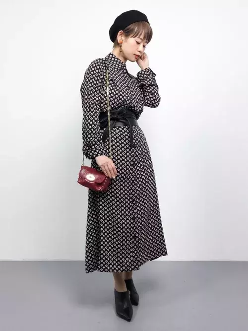 ヘビロテ確実 シャツワンピース1枚で春をのりきる着回しコーデ ローリエプレス