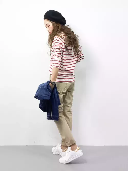 スニーカーは スタンスミス 一択 一気におしゃれ上級者になれるコーデテク ローリエプレス