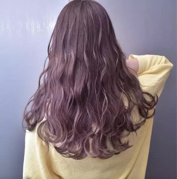 人気急上昇中 ヘアカラーは ラベンダーカラー で決まり ローリエプレス