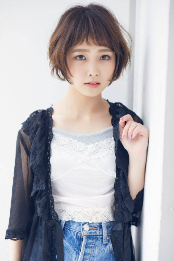 短めバングがかわいい 前髪カットでイメチェンしよう ローリエプレス