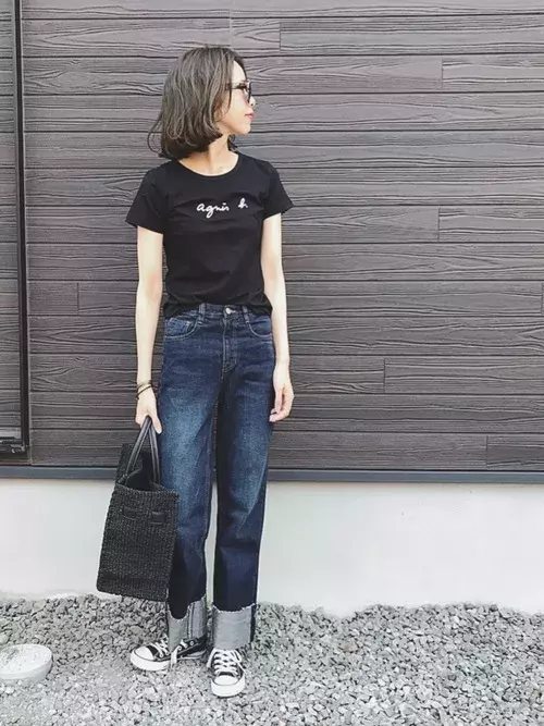 再ブレイク中 おしゃれさんが着こなすアニエスベーのロゴtがかわいい ローリエプレス 再ブレイク中 おしゃれさんが着こなすアニエスベーのロゴtがかわいい ローリエプレス