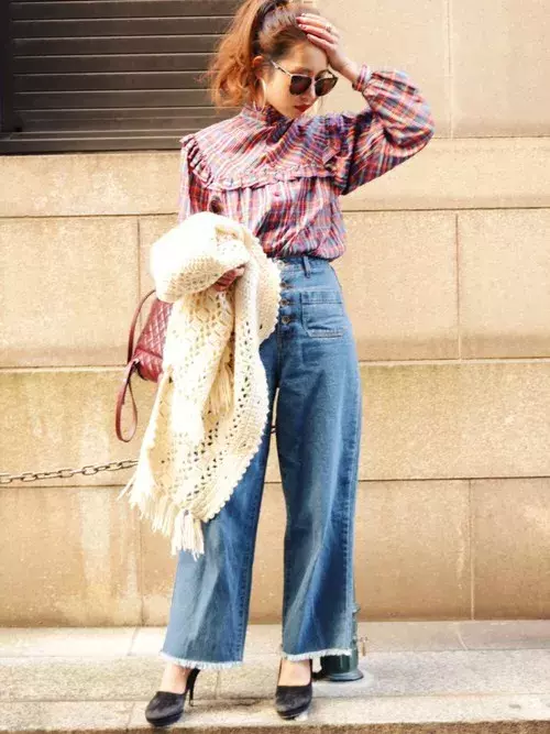 この秋はレトロガーリーな気分 おしゃれさんに学ぶヴィンテージmixスタイル ローリエプレス