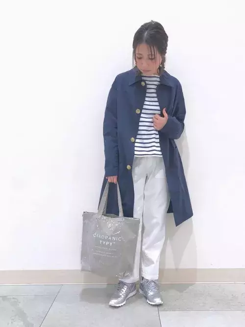 白パンツコーデ50選 パンツスタイルを春色にアップデートしよう ローリエプレス