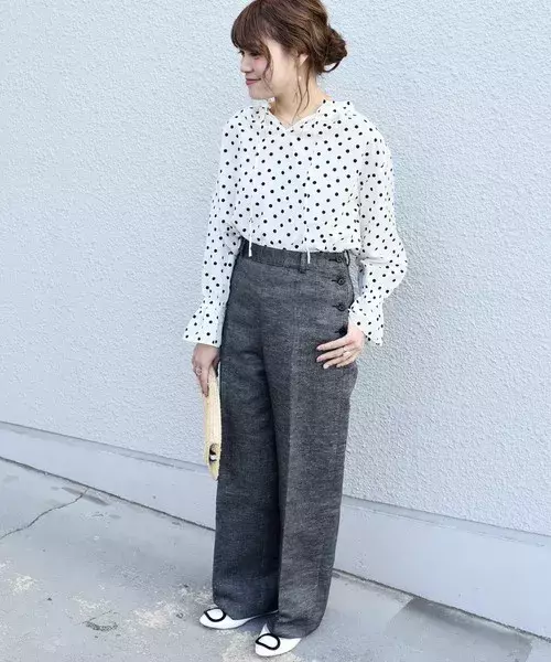 春はドットが可愛い ドットトップスを使った大人可愛いコーディネート ローリエプレス