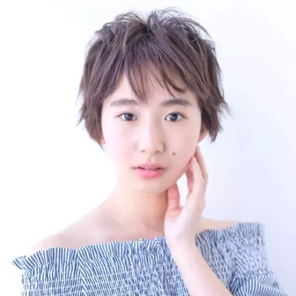 注目度が急上昇 女優さん風になれる骨格別 小顔ショート特集 ローリエプレス