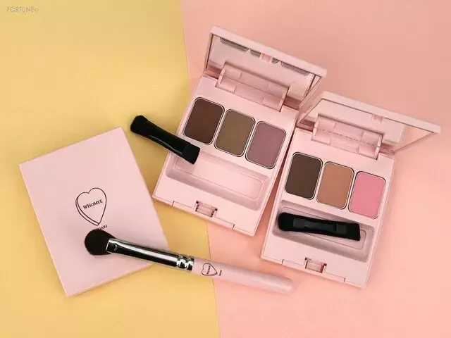 イガリシノブプロデュース Whomee フーミー 人気アイブロウパウダーの限定色が定番化 ローリエプレス イガリシノブプロデュース Whomee フーミー 人気アイブロウパウダーの限定色が定番化 ローリエプレス