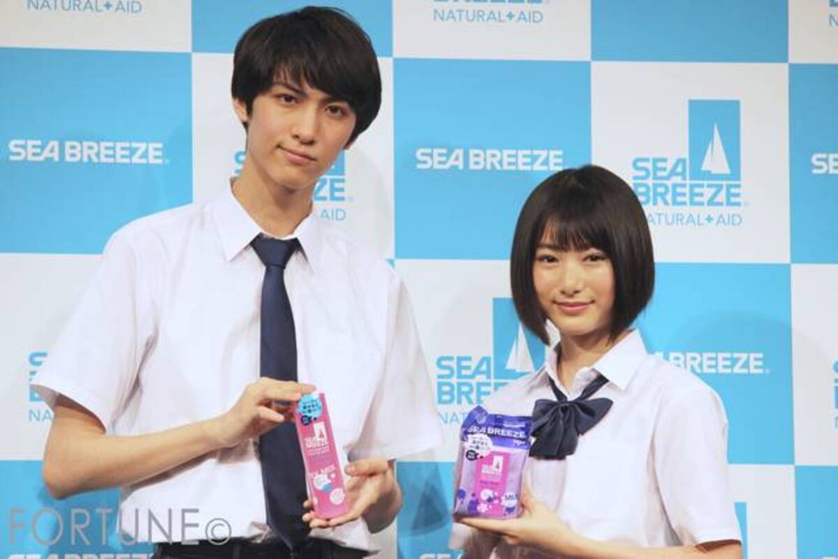 広瀬すず 佳島みさの次は シーブリーズ18 デオ ウォーター ボディシート新cm発表会の模様をレポート ローリエプレス