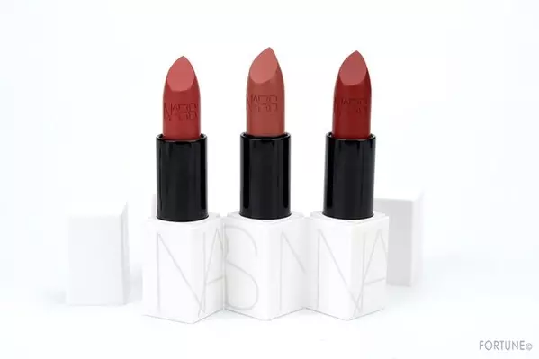 横浜流星 菅原小春起用で話題 Nars ナーズ 史上初の日本限定 Nars Zen Collection 全2アイテム5種をレビュー ローリエプレス