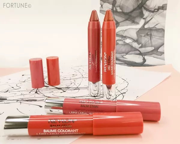 レブロン バーム ステインから新色登場 ジュエルのように輝くリッチなリップに ローリエプレス