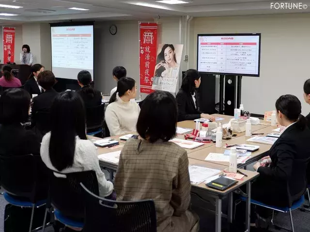 就活前夜祭 資生堂が自分を魅力的に見せる セルフプロデュース力 を伝授 あなただけの 自分プレゼンメイク を見つけよう ローリエプレス