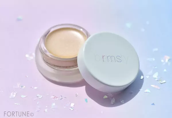 Rms Beautyの１番人気のハイライター ルミナイザー に シャンパンローズルミナイザーが登場 ローリエプレス