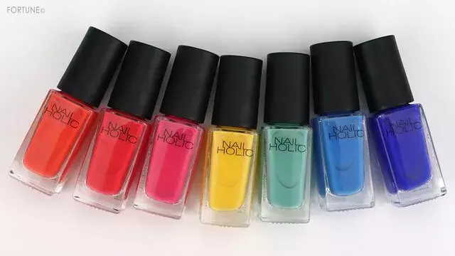 ネイルホリック ソフトネオンカラー ジューシーカラーをレビュー ローリエプレス